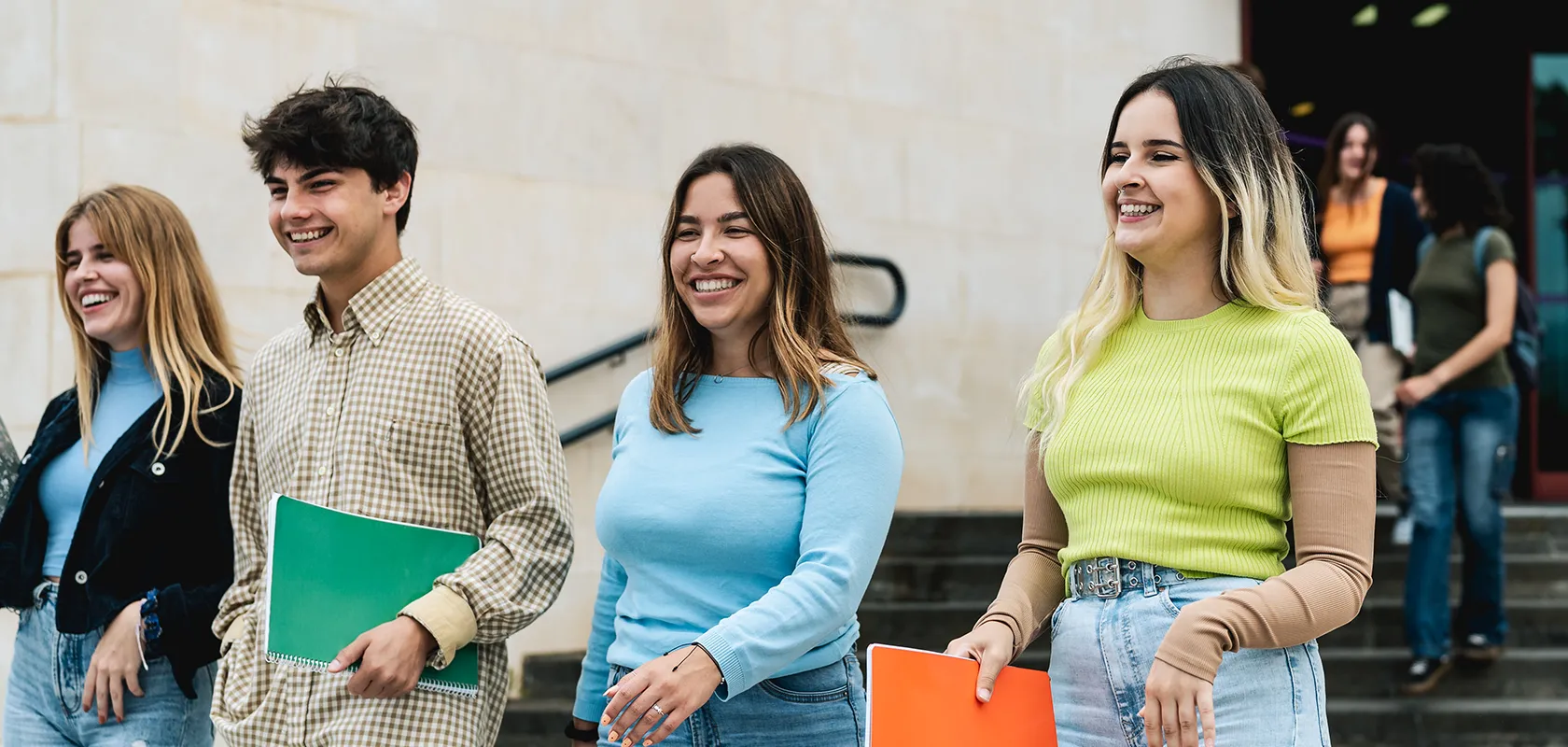 Explora tu Escuela, vive la experiencia U. Mayor